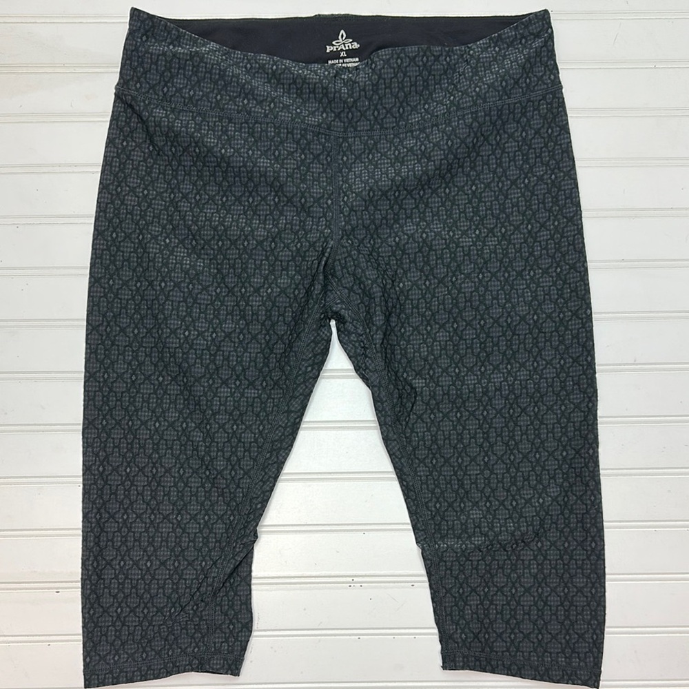 Prana Gray Patterned Crop Leggings XL